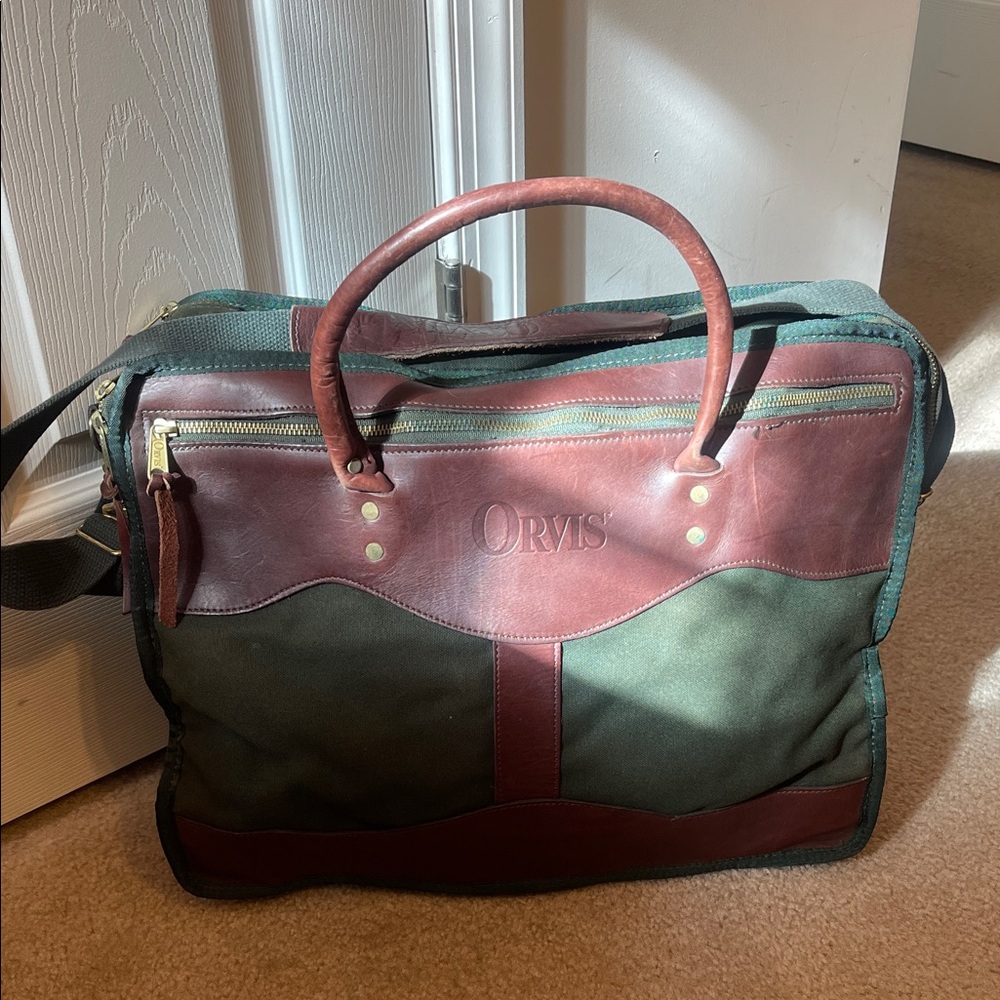 Orvis Vintage Classic Battenkill briefcase messenger bag